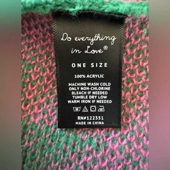 Green and Pink knit kimono by Do everything in Love one size NWT - Picture 6 of 9